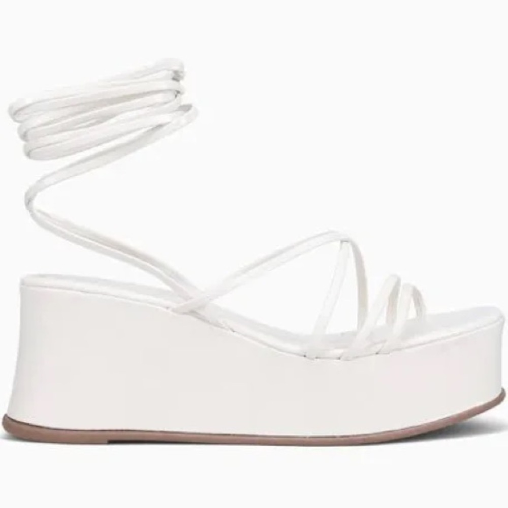 Liliana Vintage Y2K strap lace-up chunky White Platforms Sandals Sz 9 gladiator